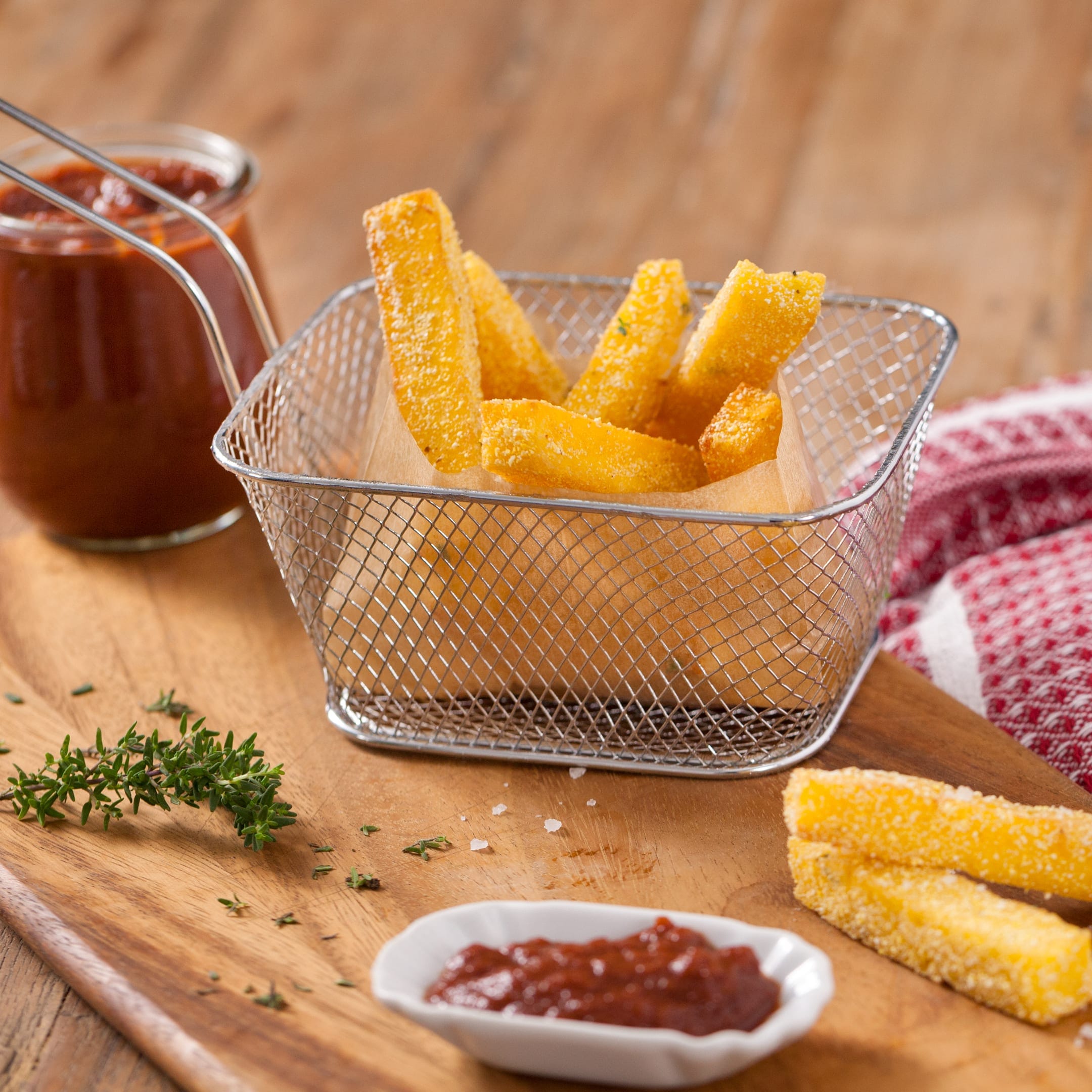 Polenta-Pommes mit Ketchup - Rezept | EDEKA