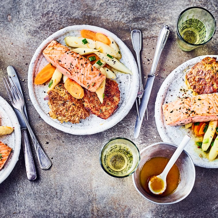 Spargelsalat mit Lachsfilet