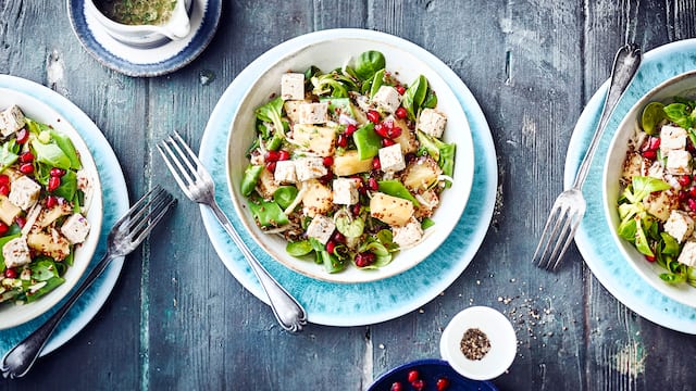 Quinoa-Salat mit Früchten