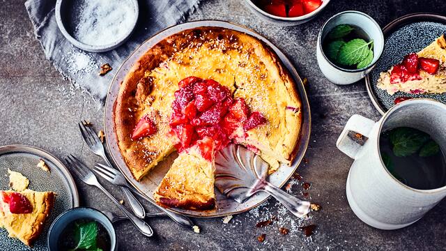 Rhabarber-Erdbeer-Käsekuchen