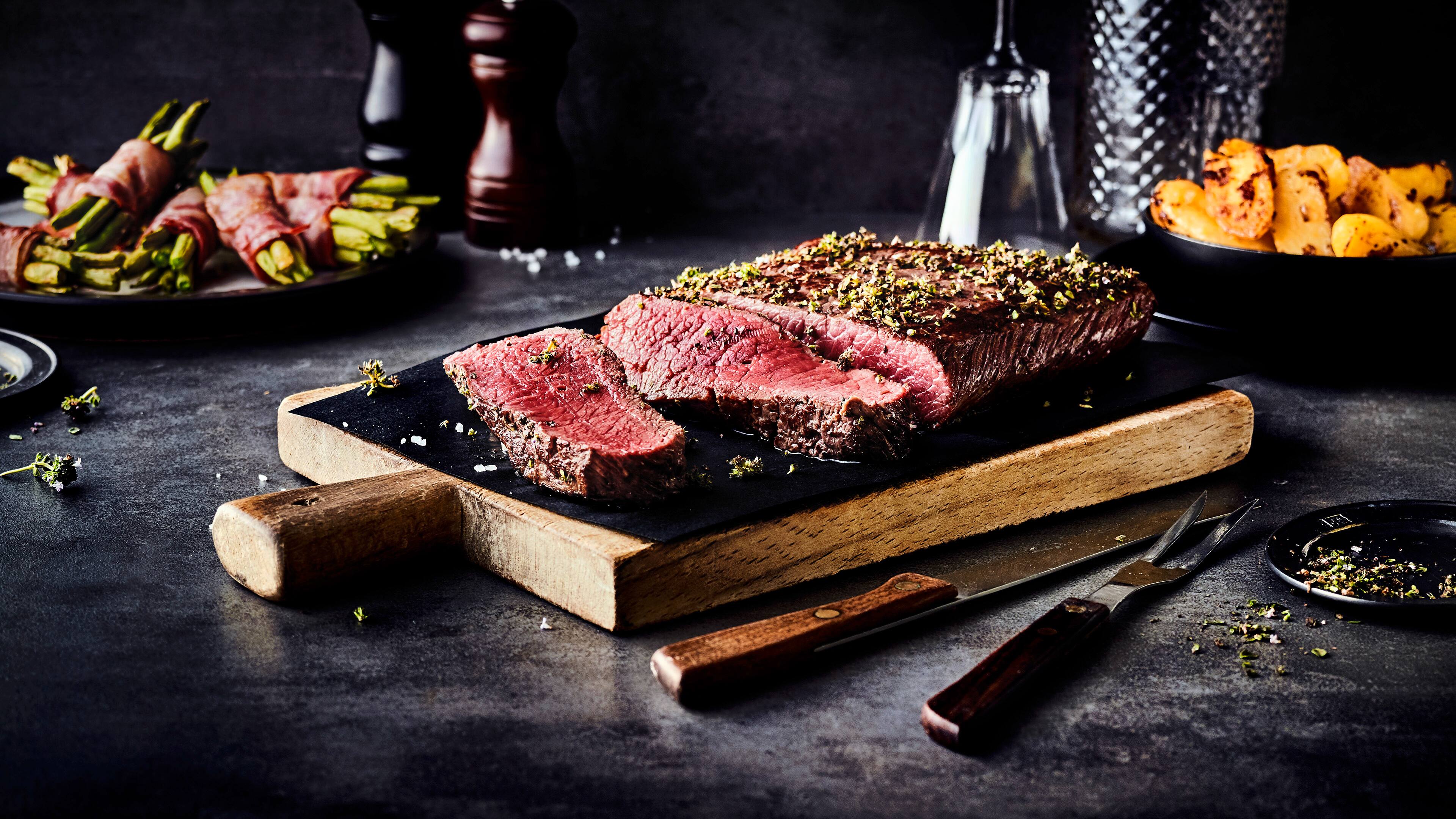 Roastbeef mit Kräuteröl - Rezept | EDEKA