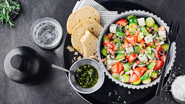 Rosenkohlsalat mit Feta