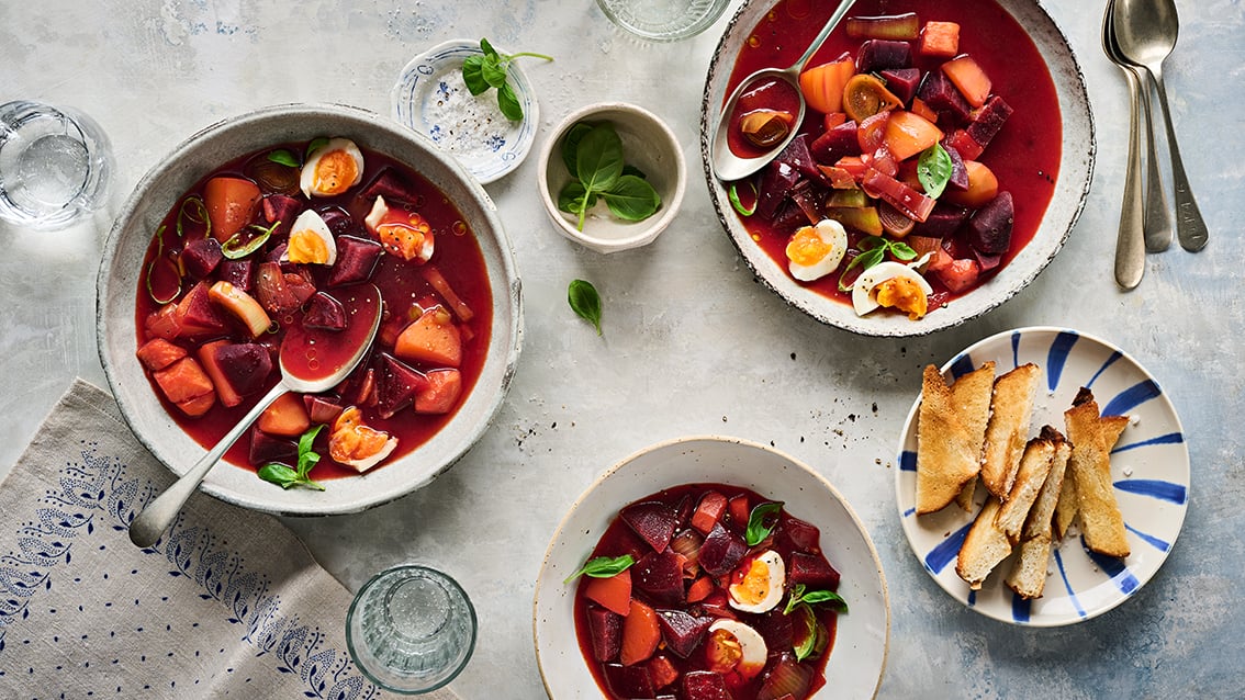 Rote-Bete-Eintopf mit gekochtem Ei - Rezept | EDEKA