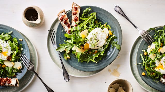 Rucola-Salat mit Ei 