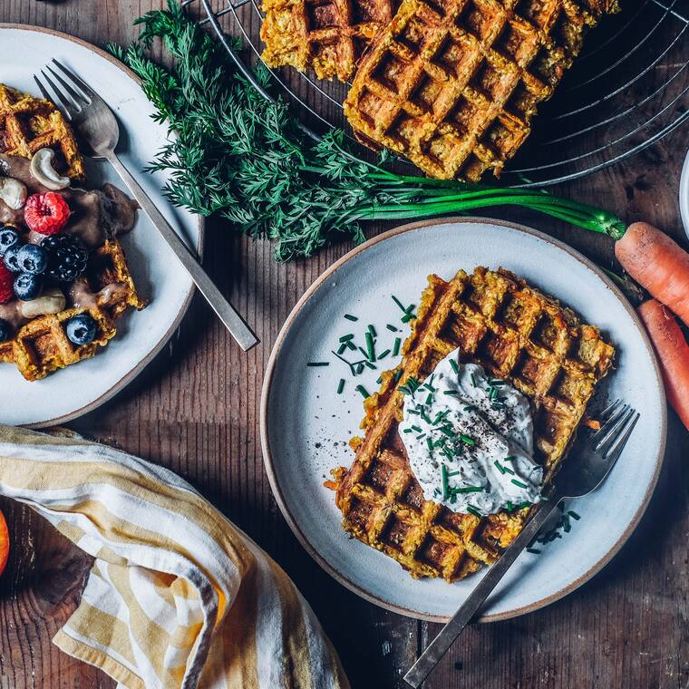 Saftige Karotten-Apfel-Waffeln