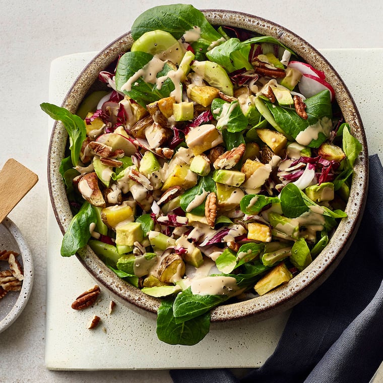 Salat mit Kartoffeln und Avocado