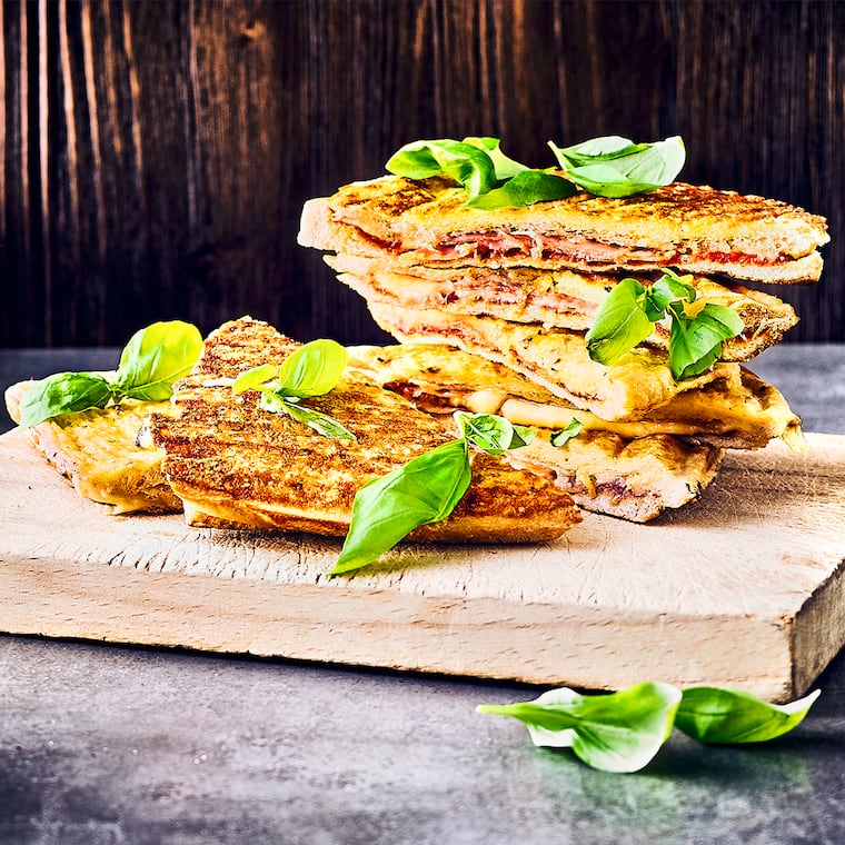 Sandwich mit Parmesan-Kruste