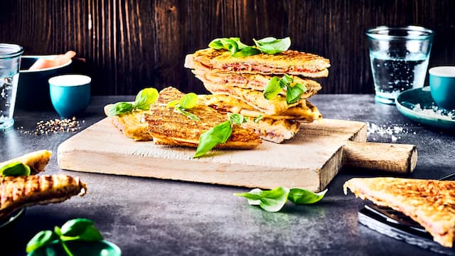 Sandwich mit Parmesan-Kruste