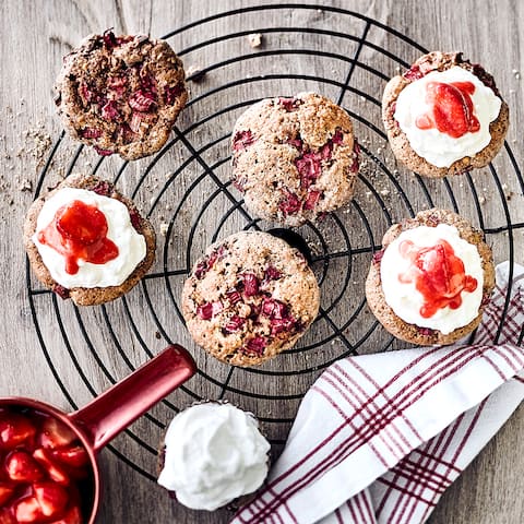 Schnelle Rhabarbermuffins