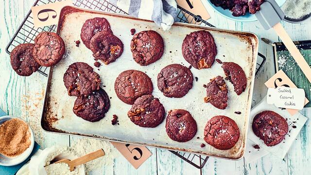 Schoko-Cookies mit Salted Caramel