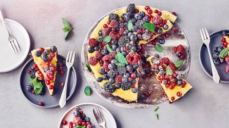 Sommerliche Beerentorte