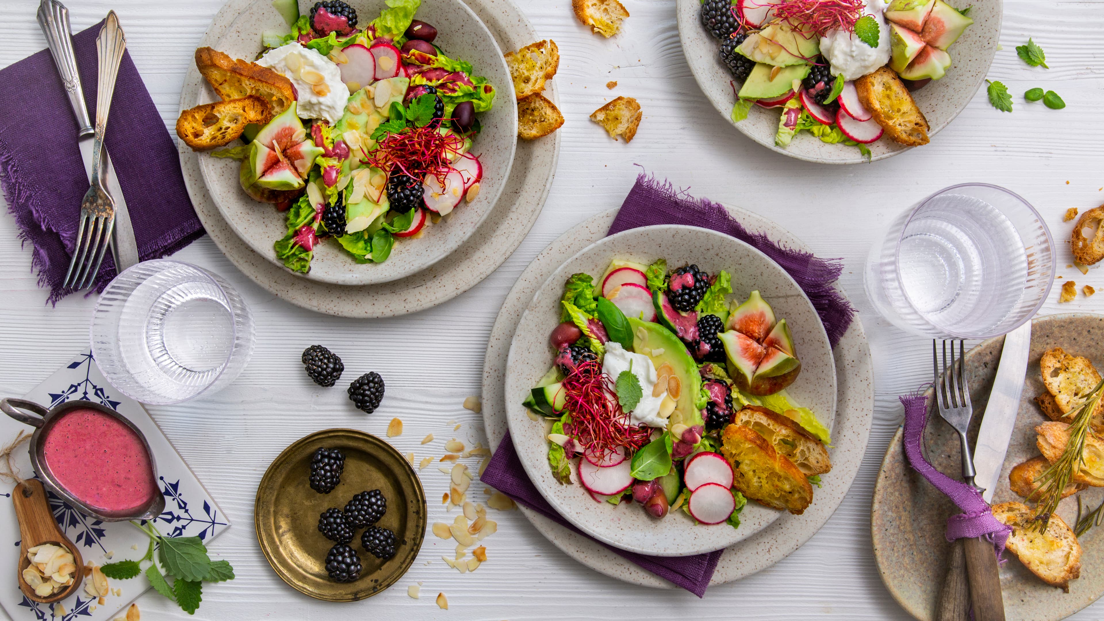 Sommersalat mit Brombeeren - Rezept | EDEKA
