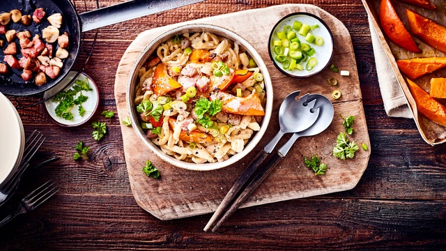 Spätzlesalat