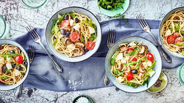 Spaghettisalat mit Rucola