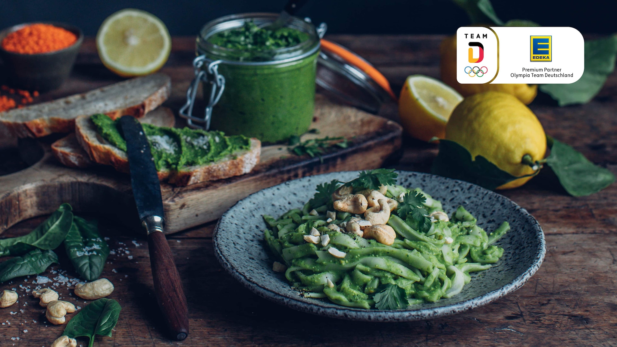 Spinat-Dip mit roten Linsen