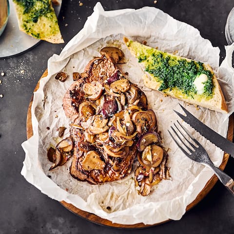 Steak mit Champignons