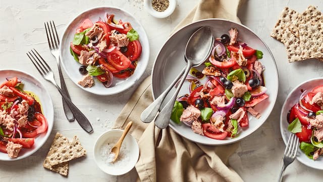 Thunfisch-Tomaten-Salat