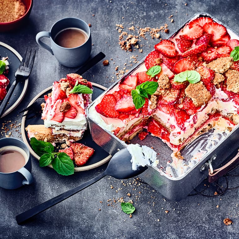 Tiramisu mit Erdbeeren