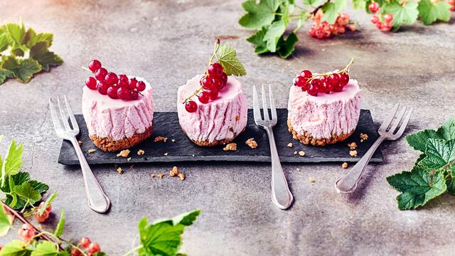 Törtchen mit Johannisbeeren