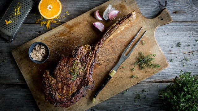 Tomahawk Steak vom Grill