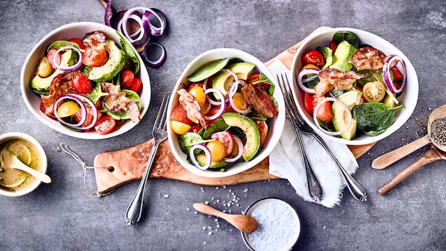 Tomaten-Avocado-Salat