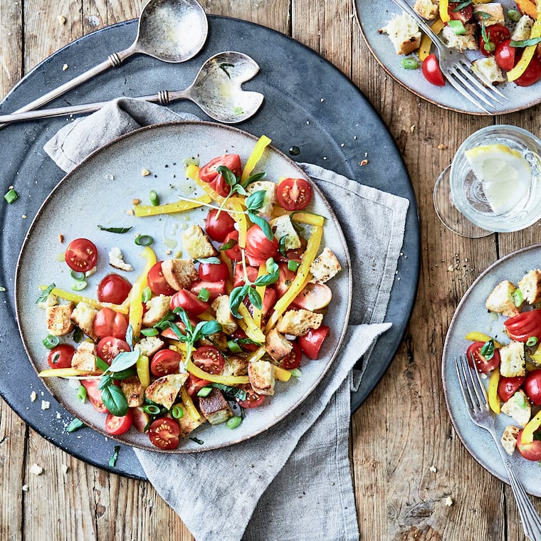 Tomaten-Brotsalat