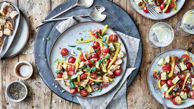 Tomaten-Brotsalat