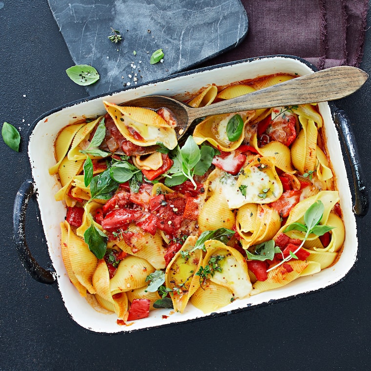 Tomaten-Muschelnudeln mit Paprikasauce