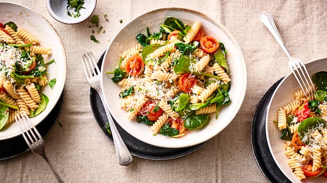 Tomaten-Spinat-Pasta