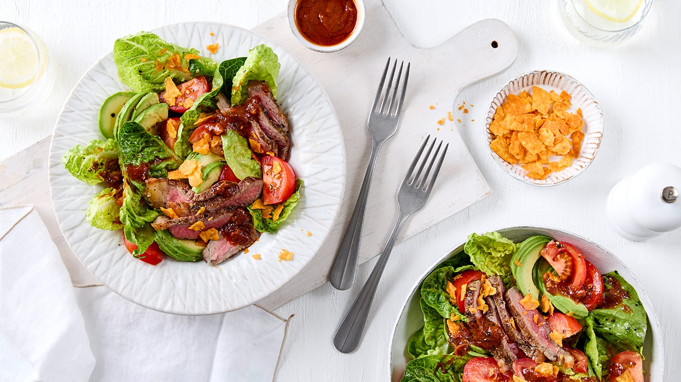 Tortilla-Crisp-Salat mit Rumpsteak