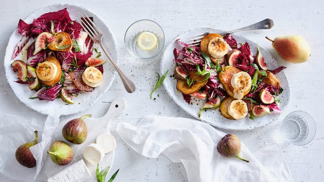 Überbackene Birne mit Radicchio