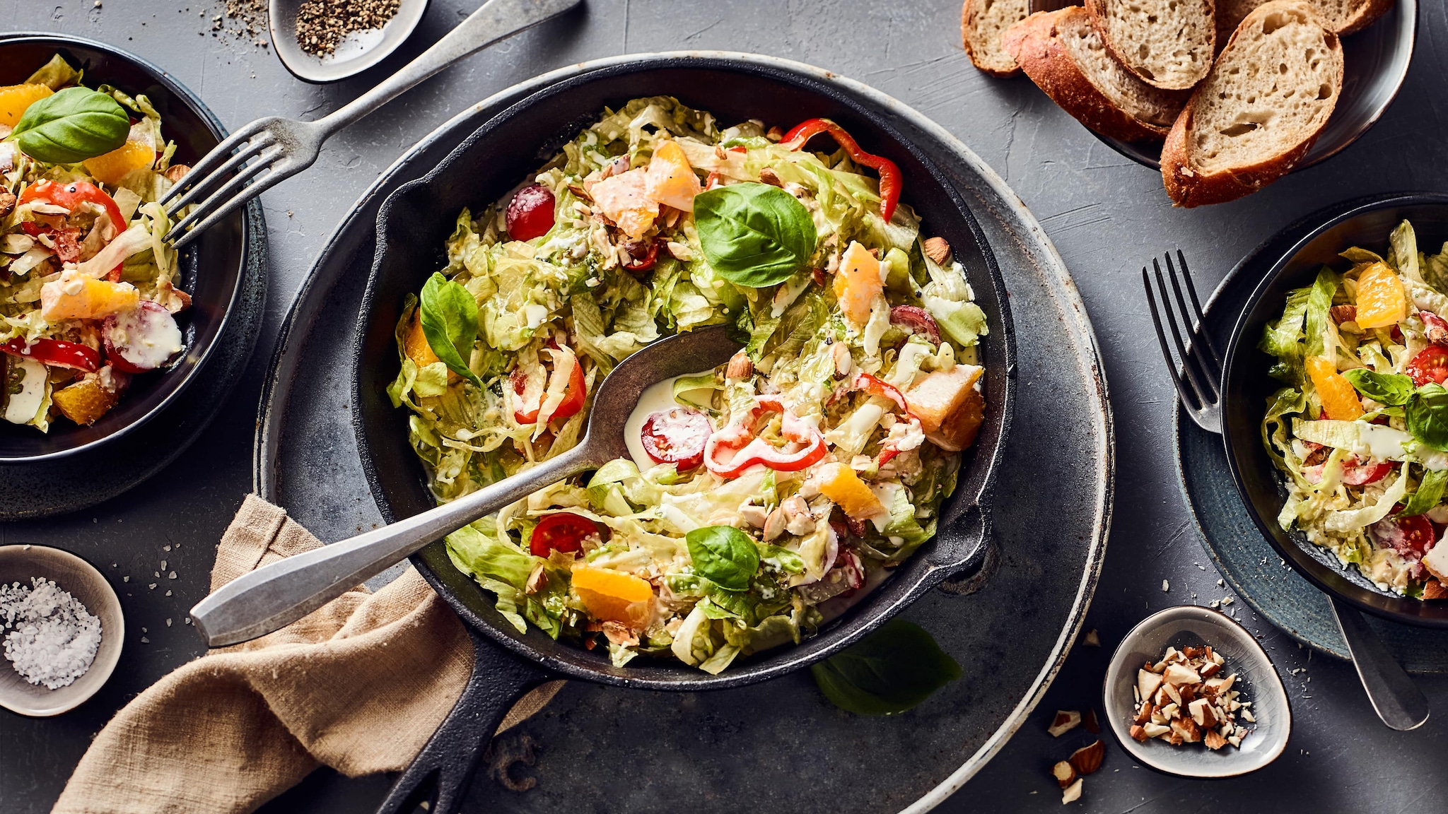 Entdecken SIe unser Rezept für warmer Eisbergsalat Warmer Eisbergsalat