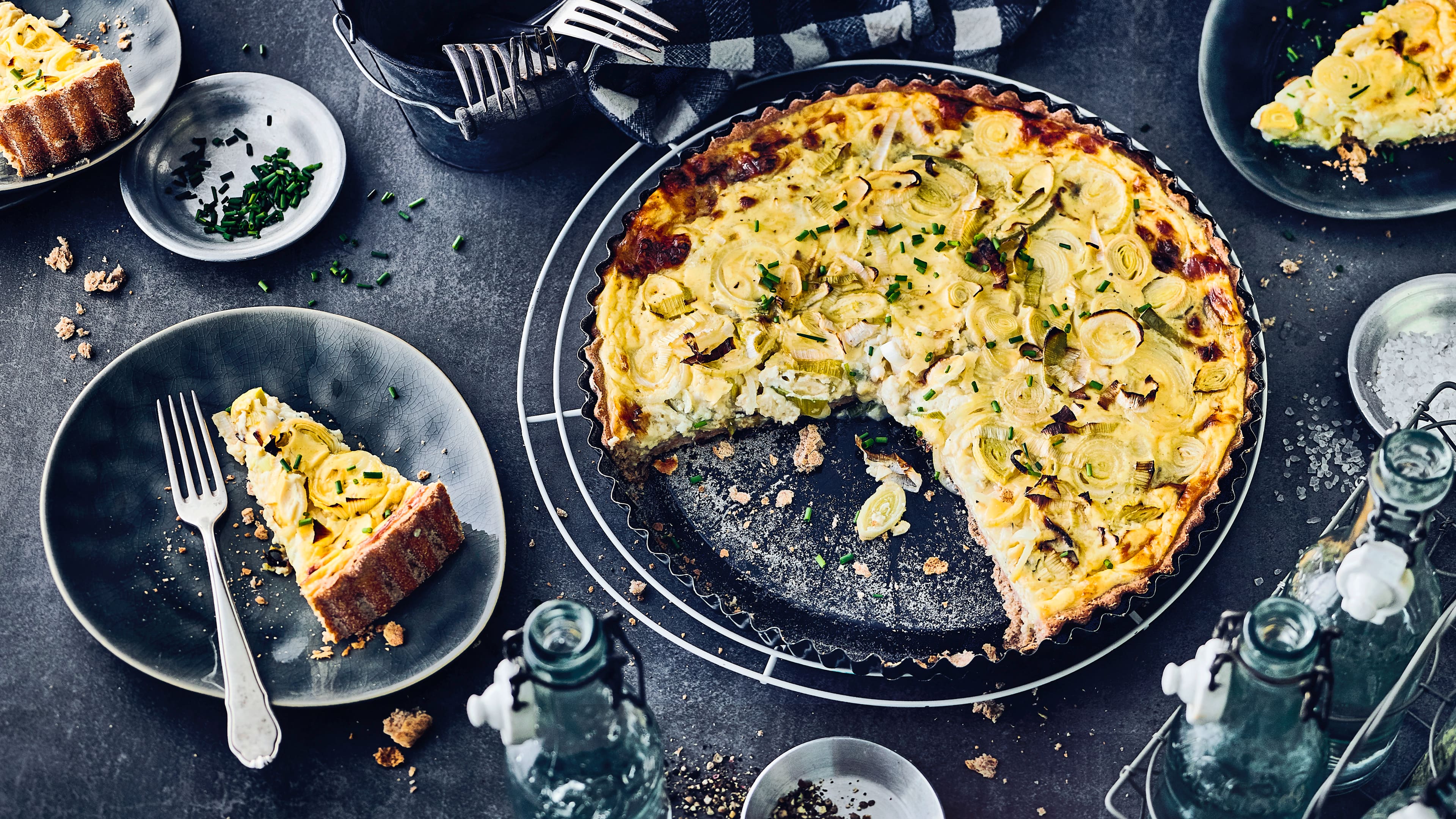 Zwiebel-Lauch-Quiche - Rezept | EDEKA