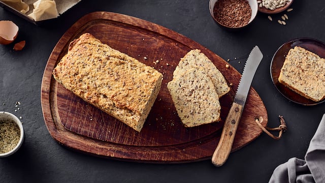 Eiweißbrot selber backen