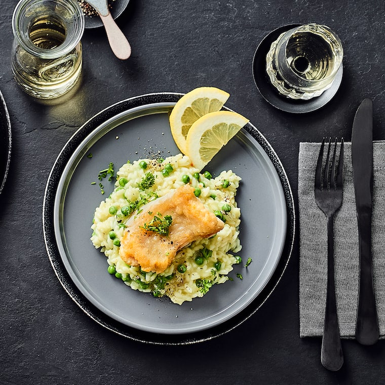 Steinbeißerfilet auf Erbsen-Risotto