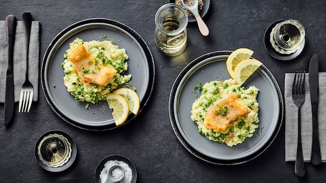 Steinbeißerfilet auf Erbsen-Risotto