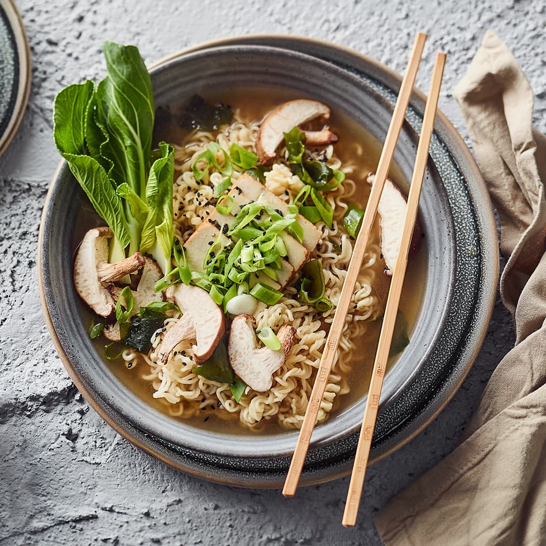 Tantanmen-Ramen mit veganem Hack - Rezept | EDEKA