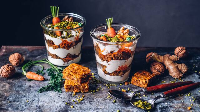 Vegane Carrot Cake Trifles