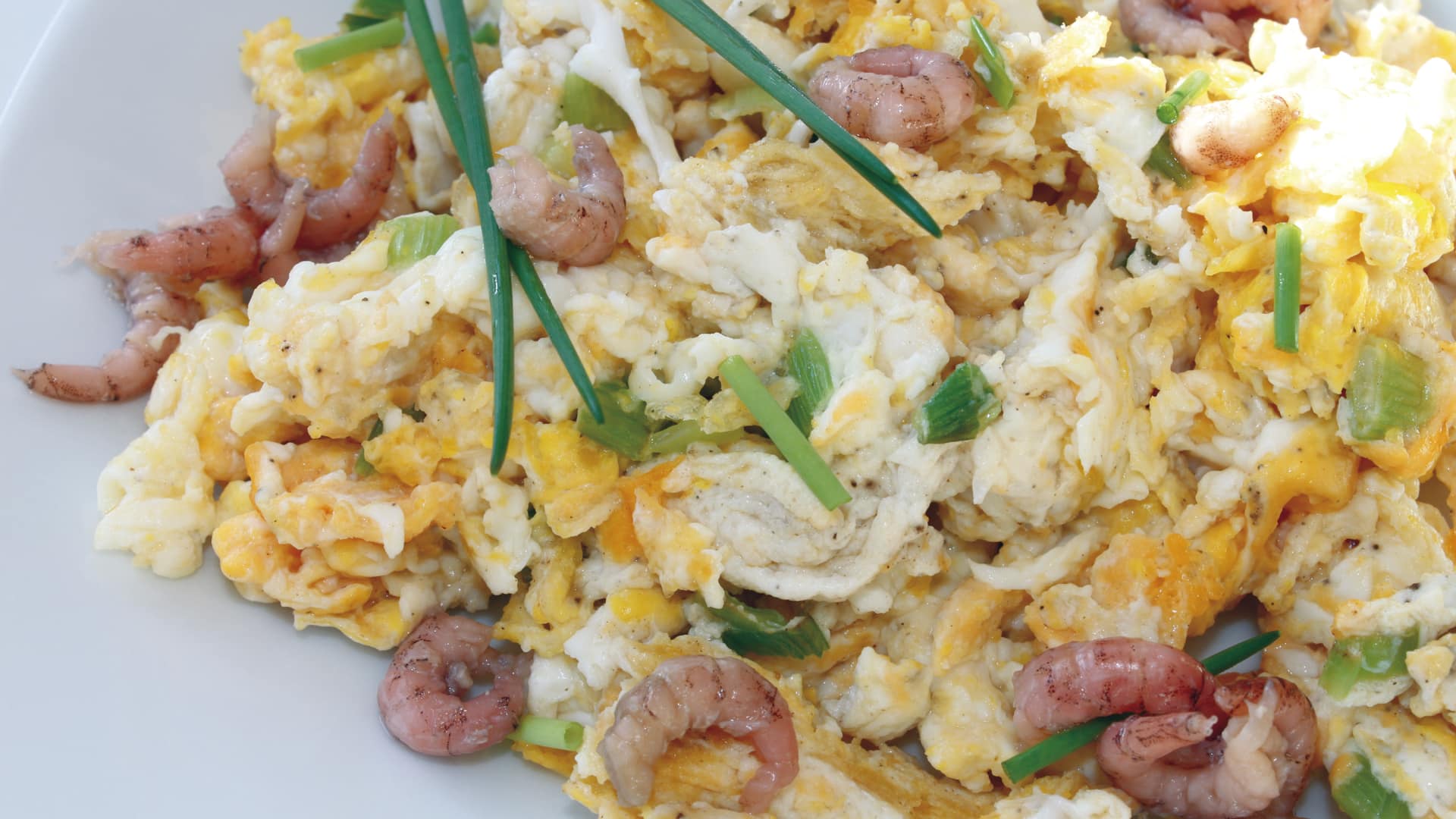 Typisch norddeutsch: Krabben mit Rührei | EDEKA Typisch norddeutsch: Krabben mit Rührei | EDEKA