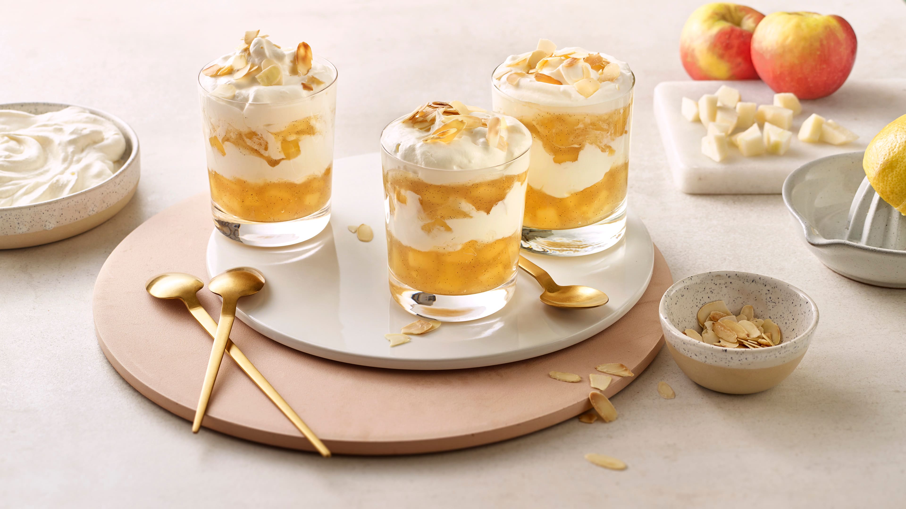 Apfel-Desserts – warm, schnell und raffiniert | EDEKA