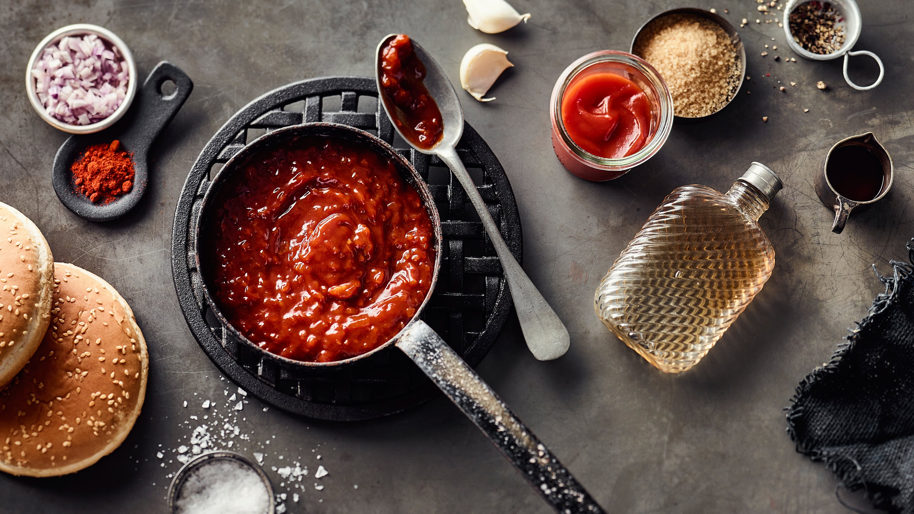 Burger-Saucen selber machen: Rezepte & Tipps | EDEKA