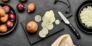 Zwiebel schneiden