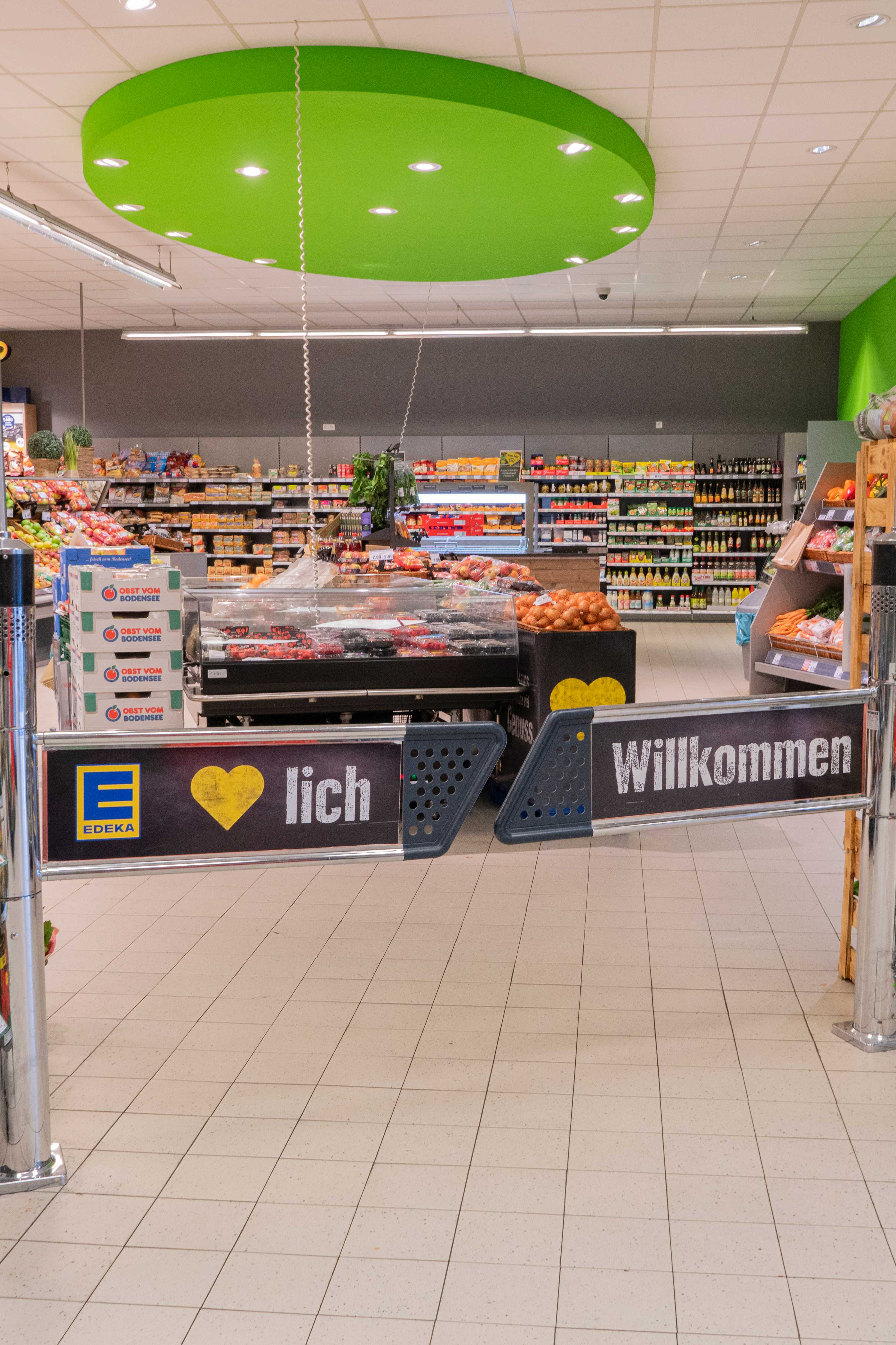  EDEKA Scheller, Markteingang