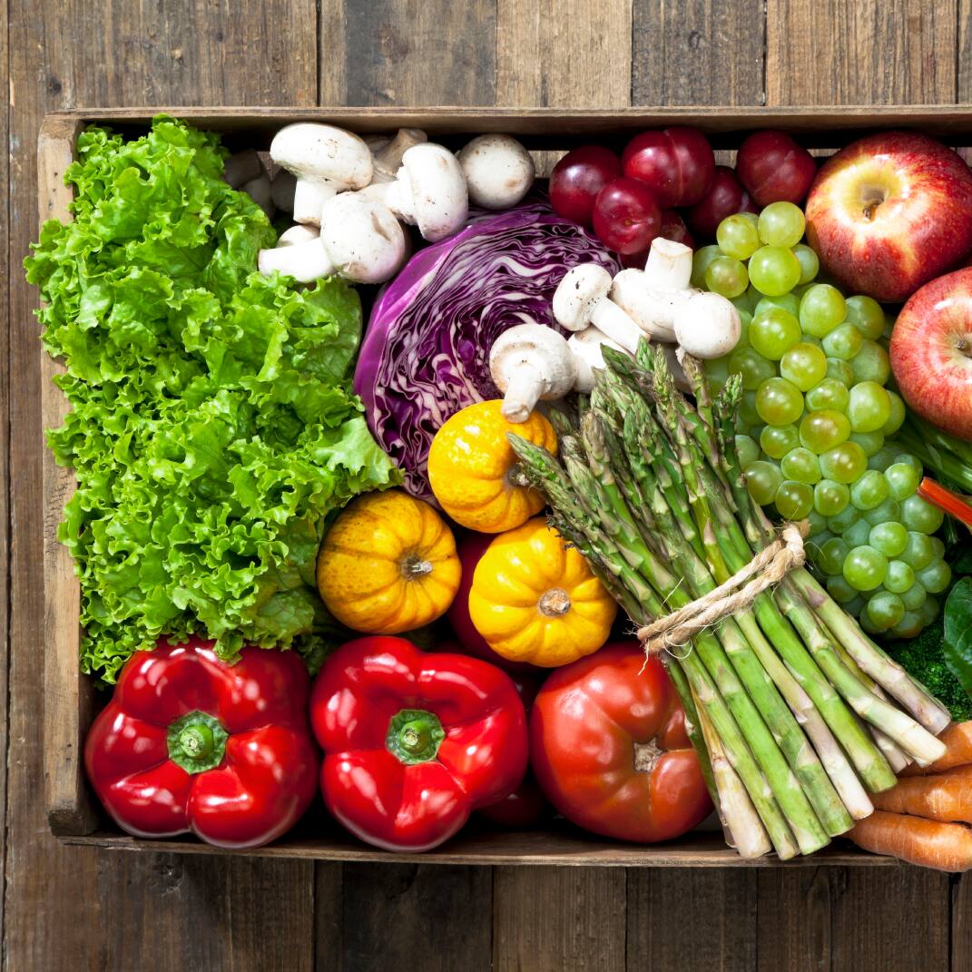 Obst und Gemüse gelagert