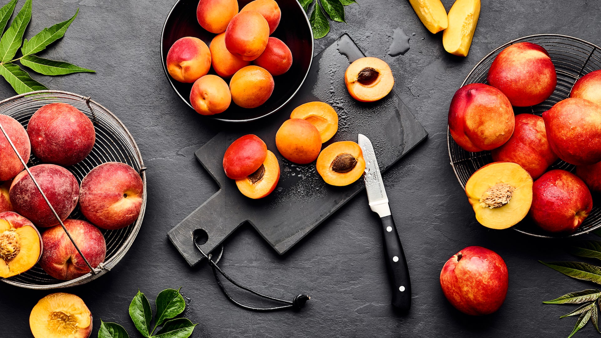 Unterschied zwischen Pfirsichen, Aprikosen und Nektarinen