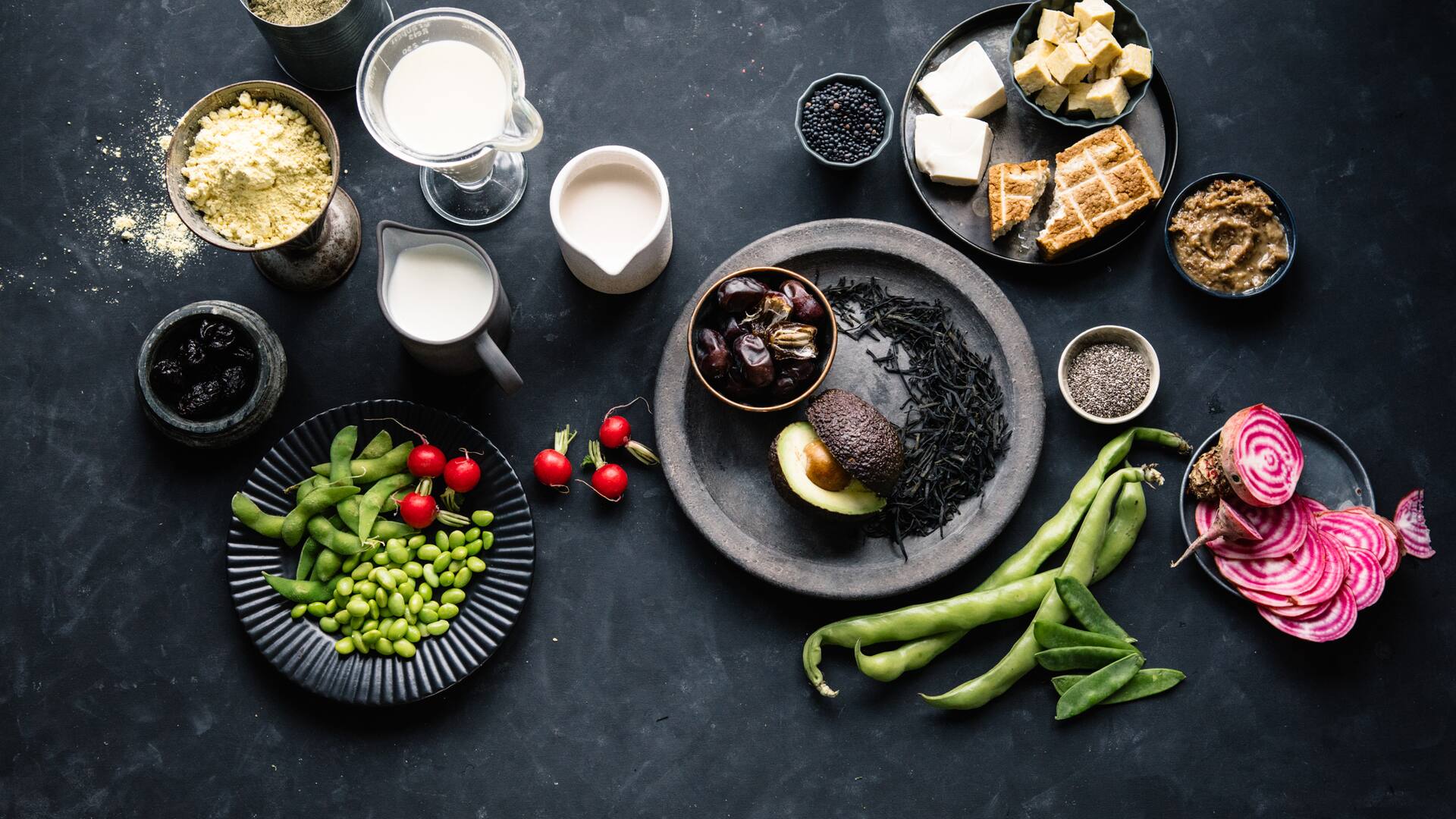 Vegane Produkte essen