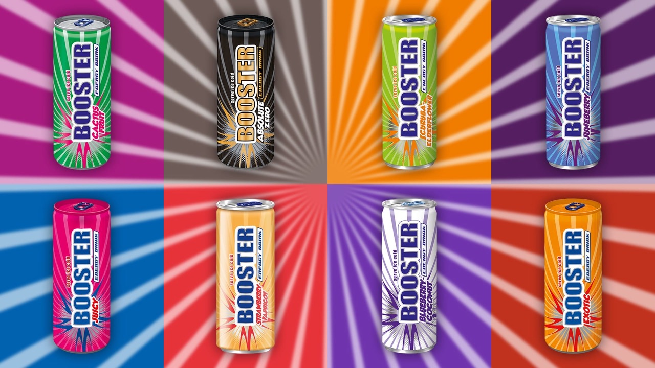 Verschiedene bunte Dosen von BOOSTER Energy Drink im Raster angeordnet