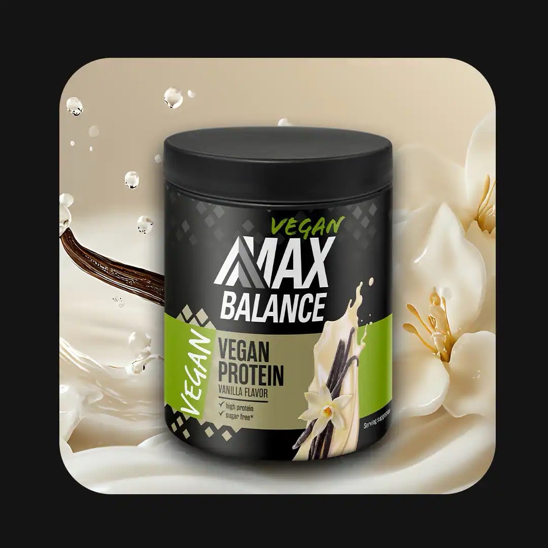 Eine Dose Vegan Protein Vanilla Flavor von Max Balance mit grünem Etikett.