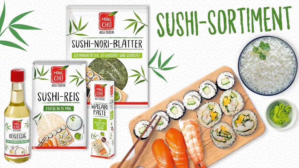 Das Sushi-Sortiment von Ming-Chu: Nori-Blätter, Sushi-Reis, Wasabi-Paste und Reisessig.