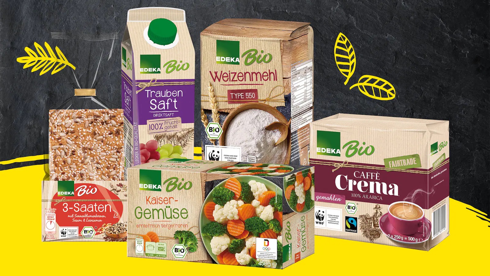 Verschiedene EDEKA Bio-Produkte mit WWF-Panda-Logo wie Traubensaft, Weizenmehl und Tiefkühlgemüse.